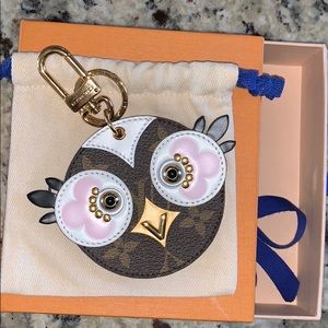 Louis Vuitton lovely birds bag charm